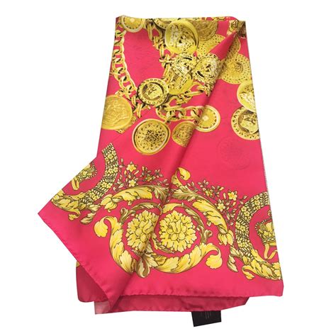 versace foulard femme|Versace foulards.